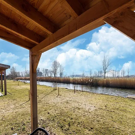 With Sauna Near A Lake, Cleaning Included 別荘 Simonshaven